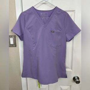 Lavender figs set. Medium top. Medium tall bottoms